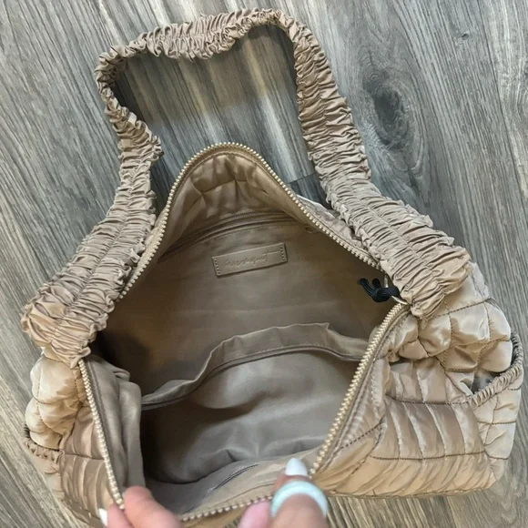 Free people Run About Sling Bag - Picture 8 of 9